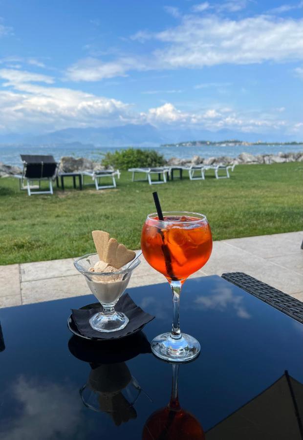 Apartamento Casa Della Regina Sirmione Exterior foto