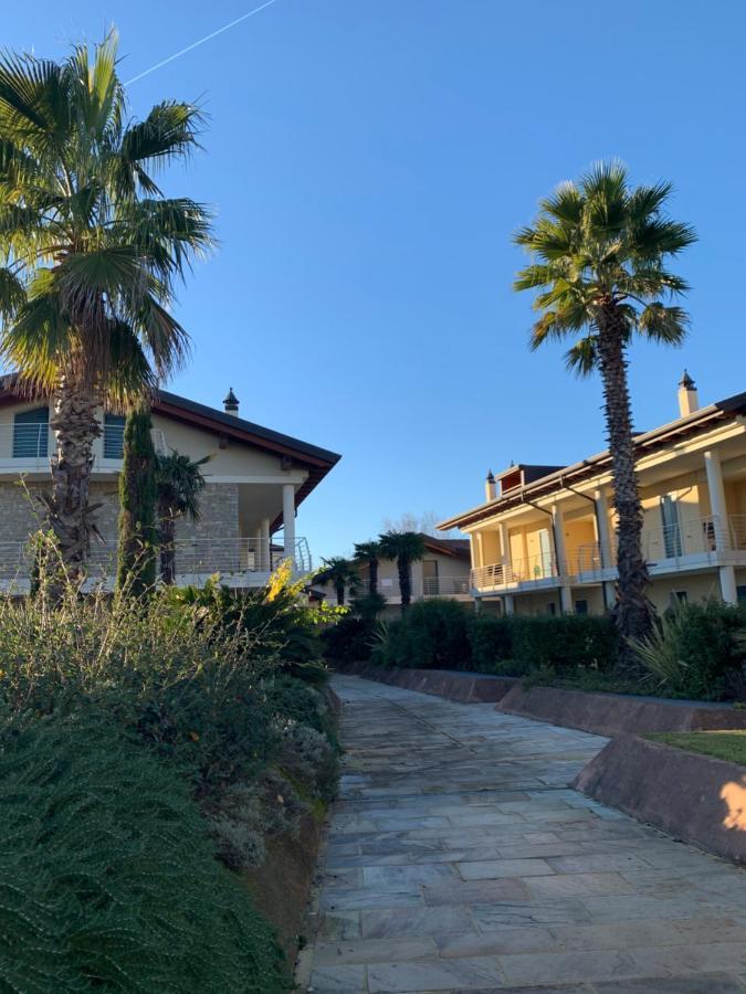 Apartamento Casa Della Regina Sirmione Exterior foto